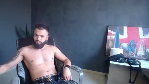 OscarWills online show from June 27, 12:22 pm