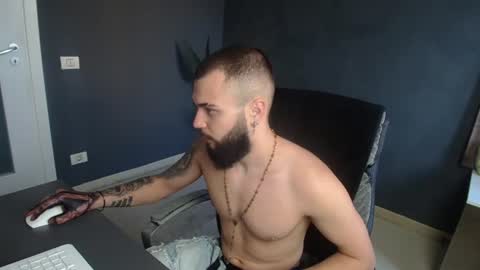 OscarWills online show from June 30, 3:40 am