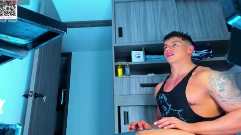 Snapshot of oskar_ford21 chatting on October 22, 2:59 am Oskar Ford NEW ACCOUNT online show from October 22, 2:59 am