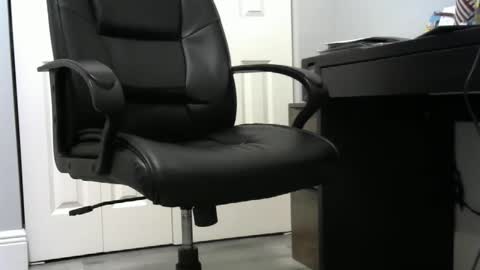 Ossi online show from February 20, 11:49 pm