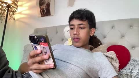 ostin 18hot online show from December 3, 5:13 am