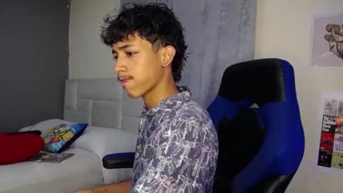 Snapshot of ostin_18hot chatting on September 11, 12:20 am ostin 18hot online show from September 11, 12:20 am
