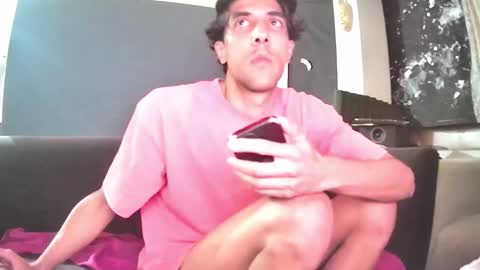 Snapshot of outtamatik chatting on October 13, 6:08 am G online show from October 13, 6:08 am