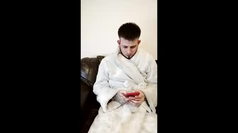 Owen kayz online show from March 30, 10:22 pm