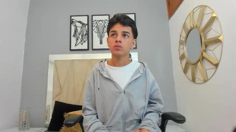 Snapshot of owen__johnson chatting on October 16, 11:51 am Owen Johnson online show from October 16, 11:51 am