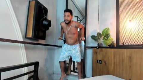 Owen Scott  online show from November 7, 4:38 am