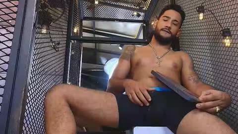 Owen Scott  online show from November 9, 5:55 am