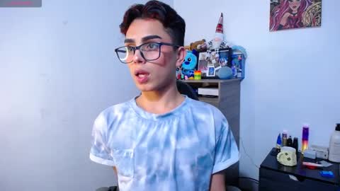 Owen  Independent model  online show from January 13, 5:01 am