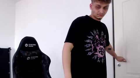 ozilla0699 online show from February 17, 2:48 pm