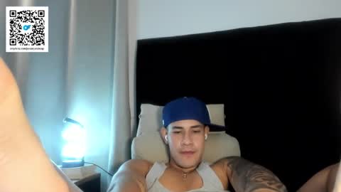 Javi    online show from November 15, 7:10 am