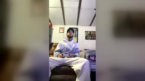 panthers_room online show from April 10, 8:43 am