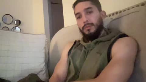 Snapshot of papicubano_guapo23cm chatting on October 20, 6:06 am papicubano_guapo23cm online show from October 20, 6:06 am