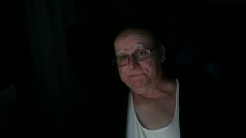 papilly online show from April 5, 3:25 am