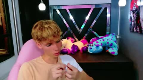 park_jimin1 online show from September 16, 1:12 pm