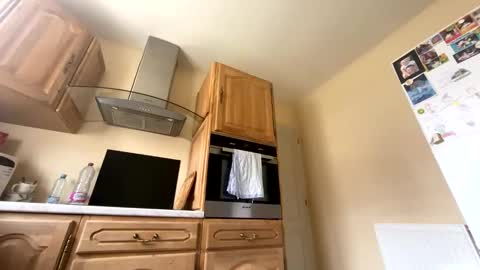 pascalou02 online show from February 28, 11:20 am