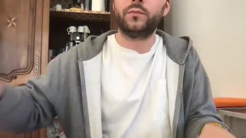 passifhot3 online show from April 7, 2:39 pm