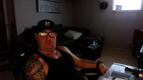 Snapshot of patmilll chatting on December 24, 8:49 pm patmilll online show from December 24, 8:49 pm