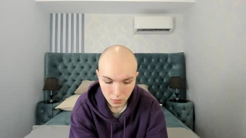 Patrick online show from May 17, 8:38 pm