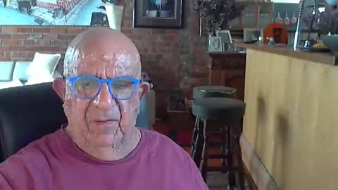 Snapshot of patvac chatting on October 22, 4:16 am patvac online show from October 22, 4:16 am