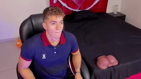 Paull George online show from October 28, 3:36 pm