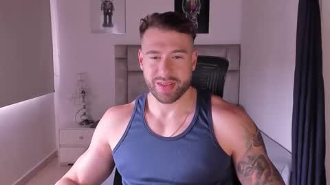Snapshot of paul_roger chatting on September 8, 8:19 pm PAUL ROGER online show from September 8, 8:19 pm