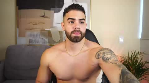 Paul Phoenix online show from April 16, 9:37 pm