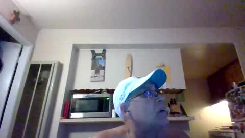 pawgkiller online show from March 18, 2:36 am