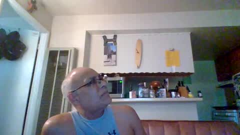 pawgkiller online show from April 2, 10:06 pm