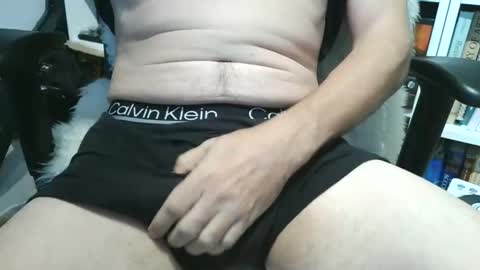 hard4u online show from November 25, 5:48 pm