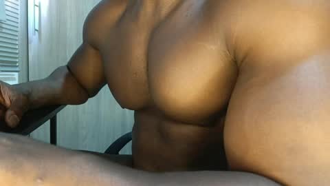 pecsblack888 online show from April 17, 10:23 pm