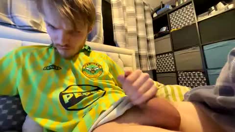 Penguin online show from February 8, 1:11 am