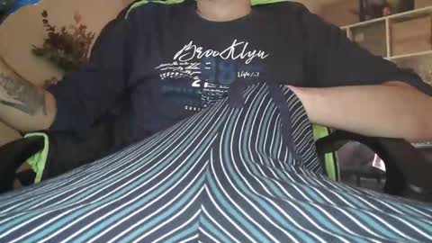 peregrintpelfox online show from December 17, 11:28 am