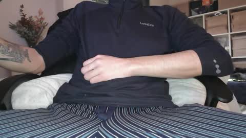 peregrintpelfox online show from January 14, 9:03 am