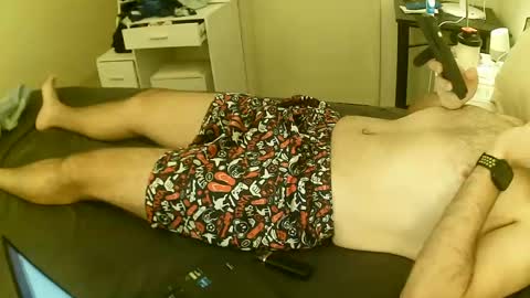 Snapshot of perthguytop chatting on February 10, 11:36 am perthguytop online show from February 10, 11:36 am