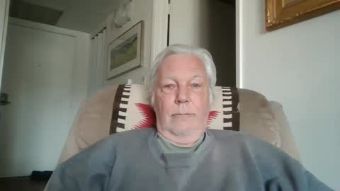 Nut4aNickel online show from March 2, 10:45 pm