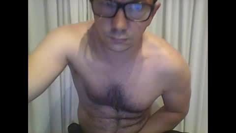 Snapshot of peter_7776 chatting on March 9, 4:38 am peter online show from March 9, 4:38 am