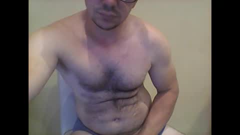 Snapshot of peter_7776 chatting on February 7, 9:04 pm peter online show from February 7, 9:04 pm