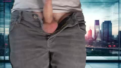 Snapshot of peternoak chatting on October 31, 8:50 am Peter Noak online show from October 31, 8:50 am