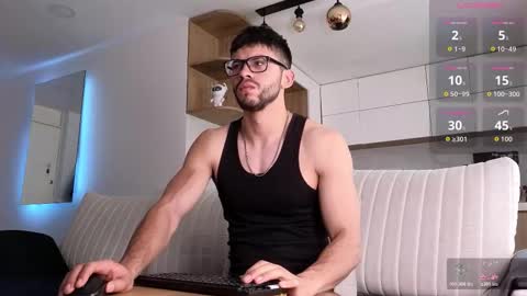 phantom_bigger1 online show from November 23, 4:18 pm