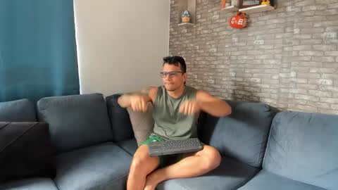 Snapshot of philipe_inzagui chatting on October 27, 8:55 pm Philipe online show from October 27, 8:55 pm