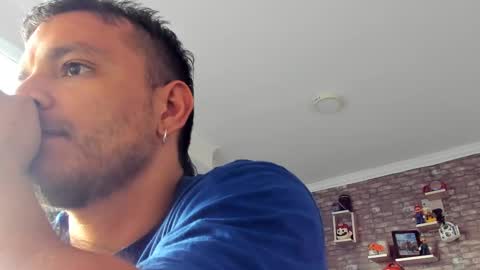 Snapshot of philipe_inzagui chatting on March 10, 10:34 pm Philipe online show from March 10, 10:34 pm