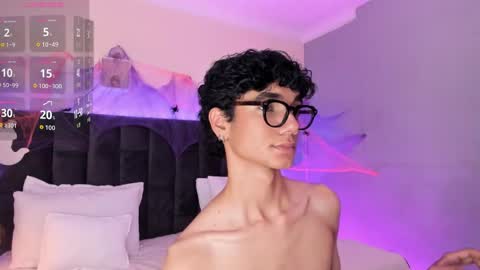 Phillip online show from October 18, 12:59 am