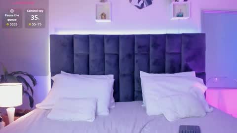 Phillip online show from September 12, 10:21 pm