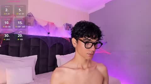 Phillip online show from October 20, 9:08 pm