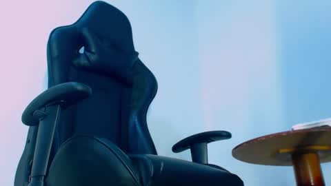 phlilloyhighclouds online show from March 29, 11:43 am