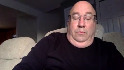 Snapshot of pickme11113 chatting on December 13, 12:39 pm pickme11113 online show from December 13, 12:39 pm