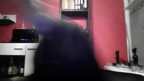 pieciaof online show from January 7, 1:10 am