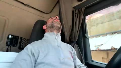 pierotu online show from January 9, 11:48 am