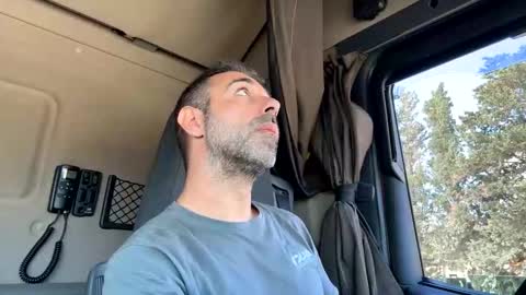 pierotu online show from October 28, 9:56 am