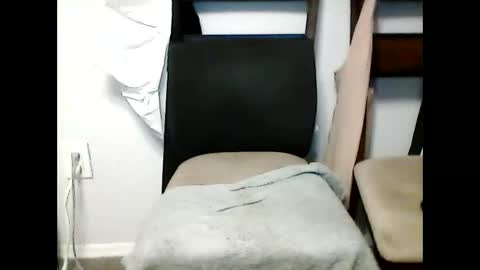 Snapshot of pigdaddybtm chatting on March 12, 2:45 pm pigdaddy99 online show from March 12, 2:45 pm